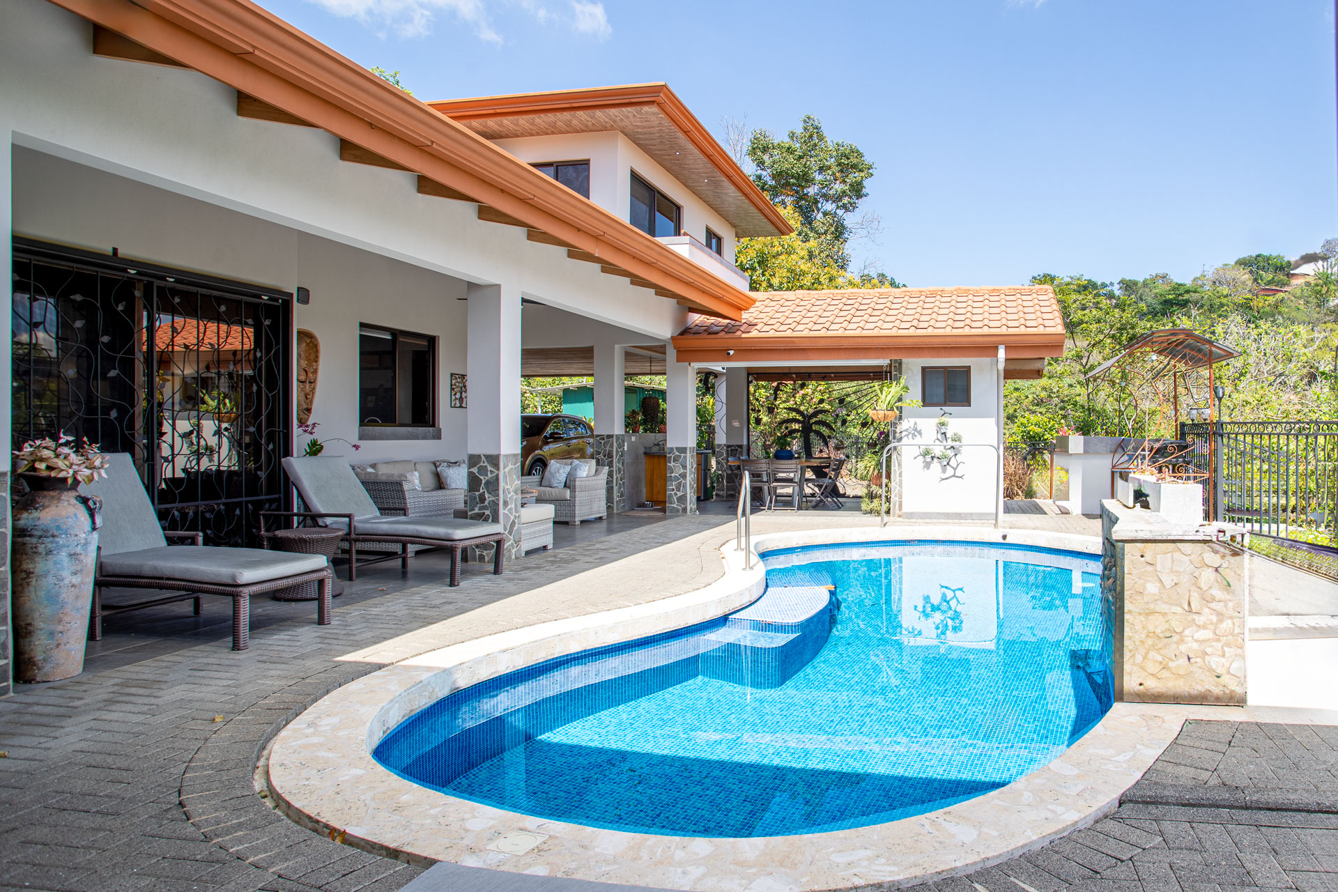 Costa Rica Relocation Guide
